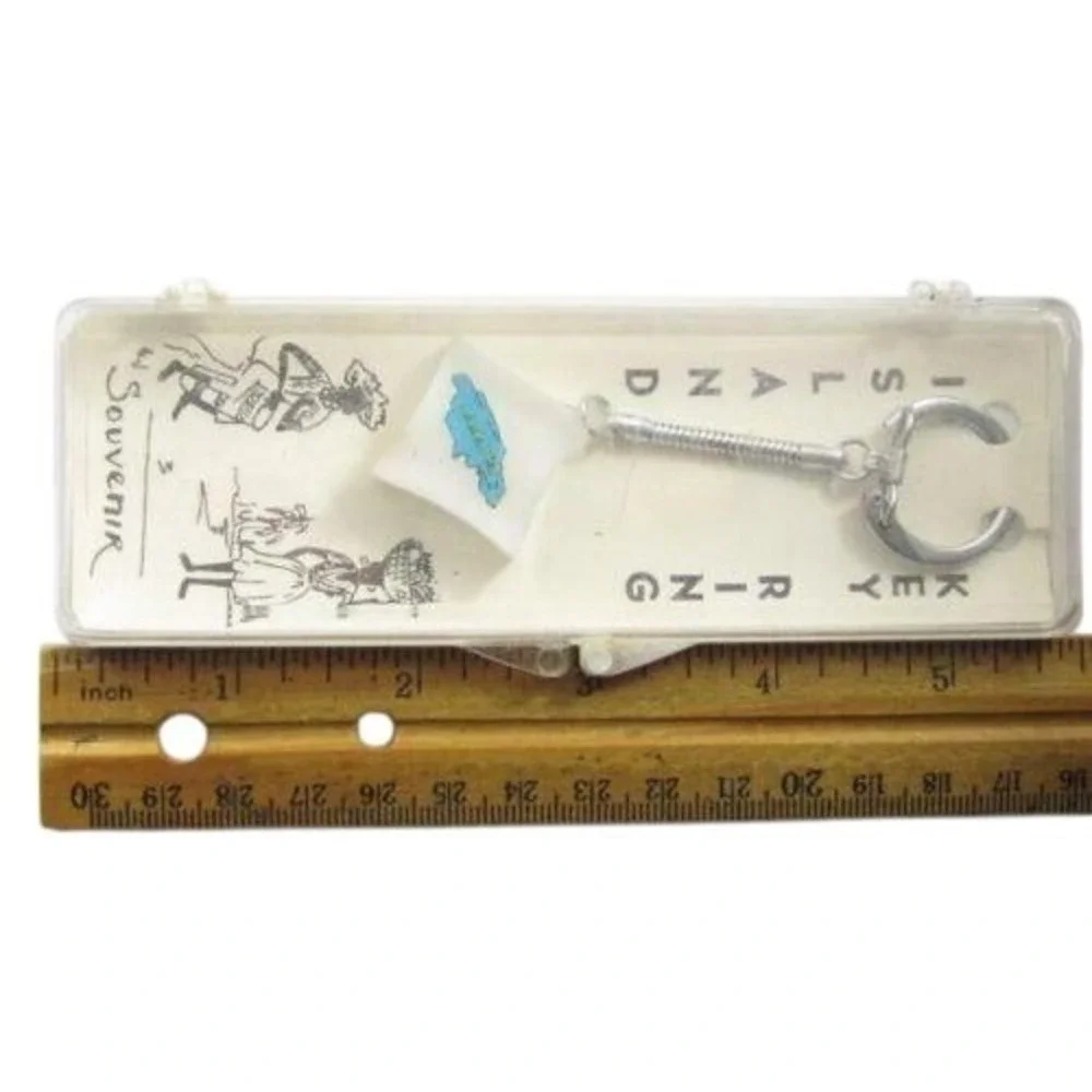 Vintage Jamaica Travel Souvenir Silver Tone‎ Keychain*Blue & White Resin Square